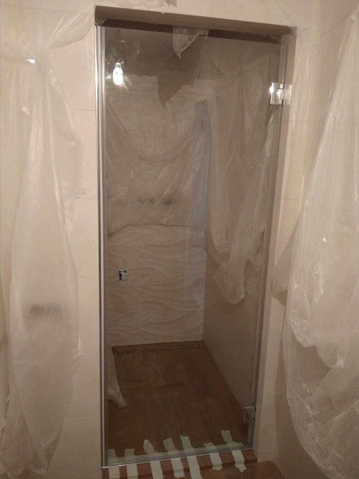 Двери из стекла