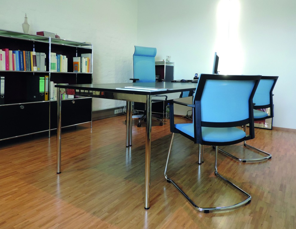 Кресла компьютерные  дизайнерские эргономичные ортопедические для работы.