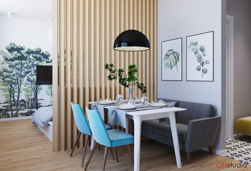 Студия для молодой девушки