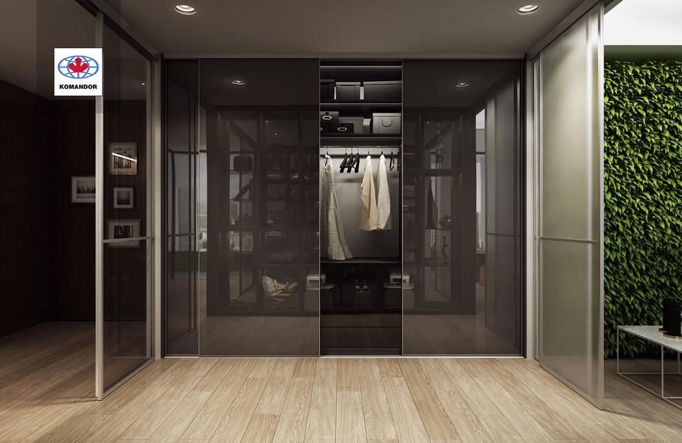 Гардеробные системы KOMANDOR  с 30-летней гарантией