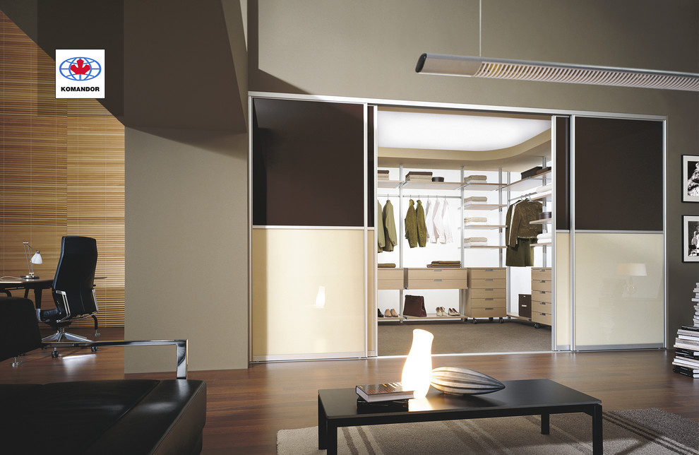 Гардеробные системы KOMANDOR  с 30-летней гарантией