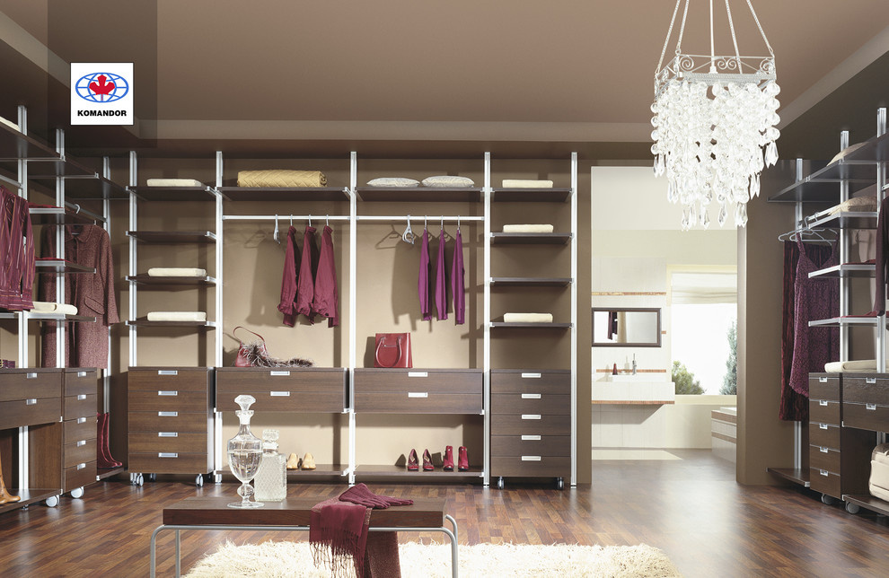 Гардеробные системы KOMANDOR  с 30-летней гарантией