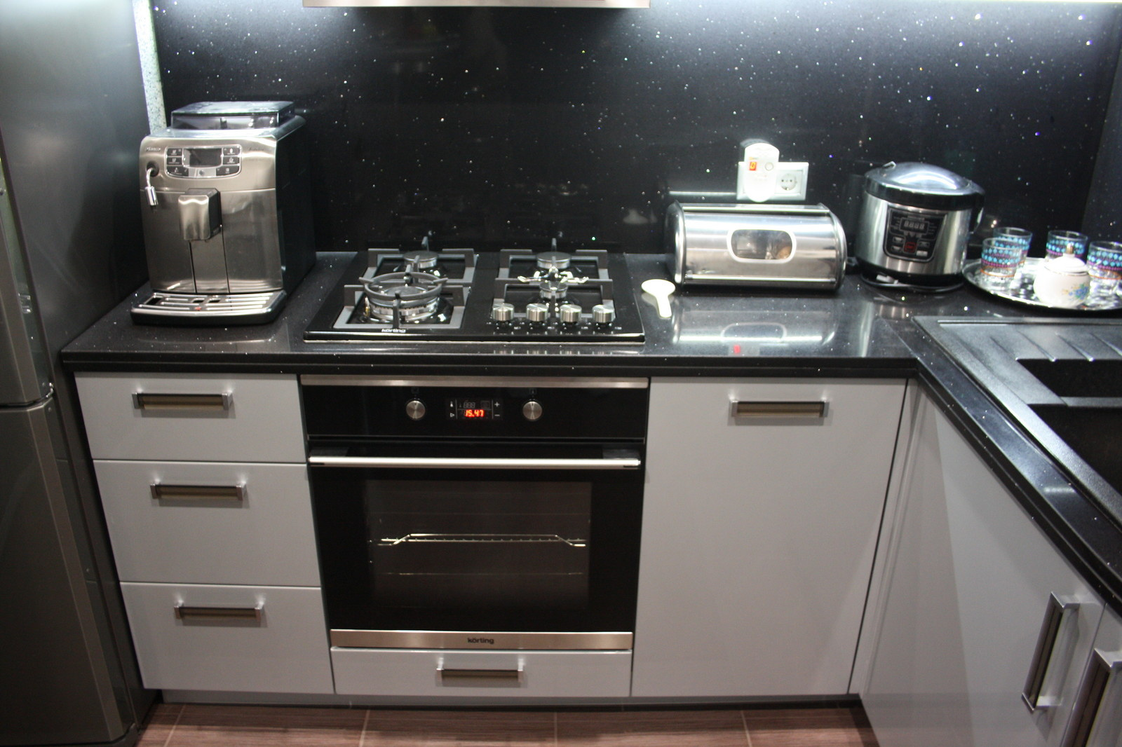 Кухни современные