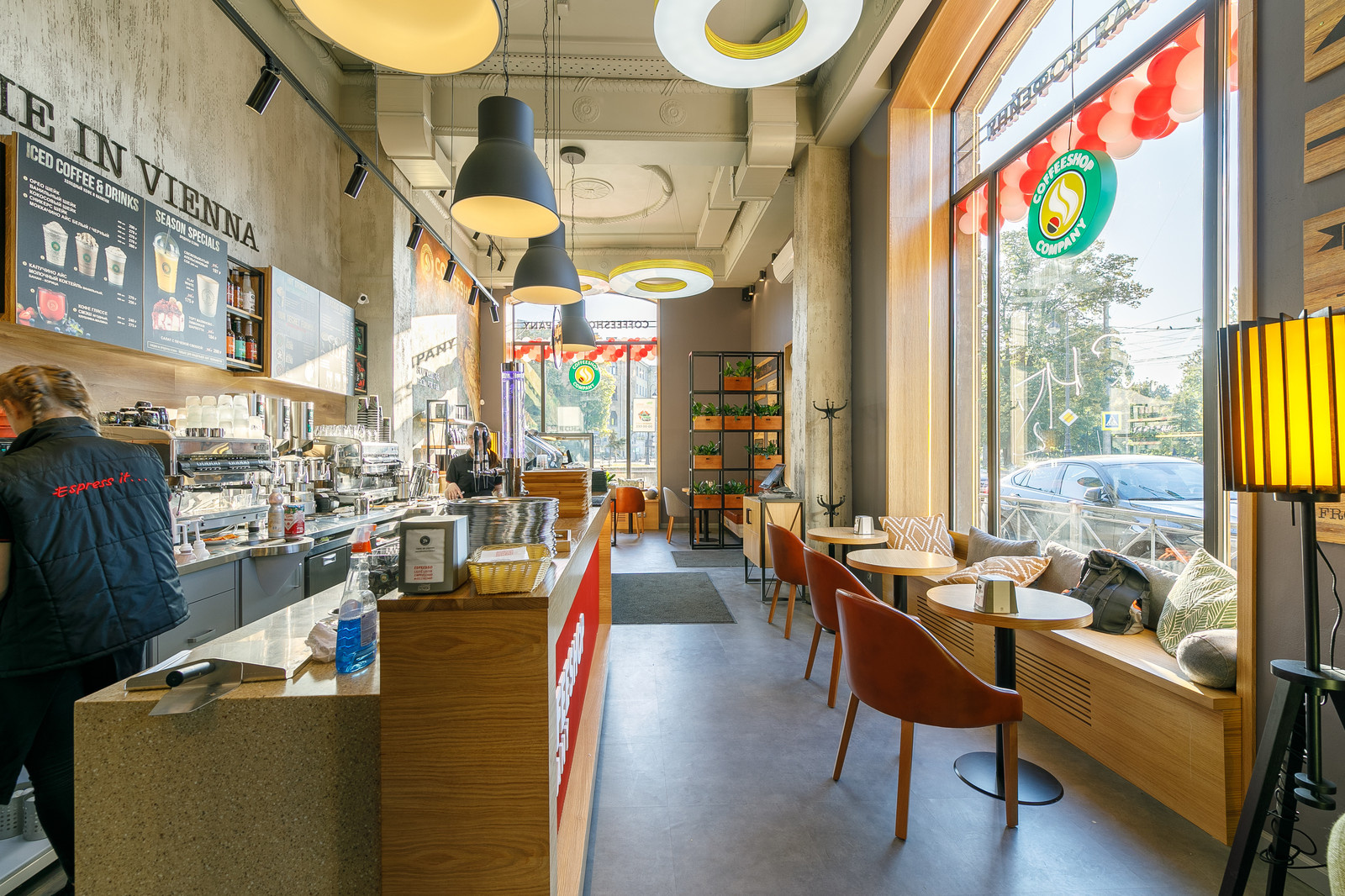 Ремонт и отделка Coffeshop Company