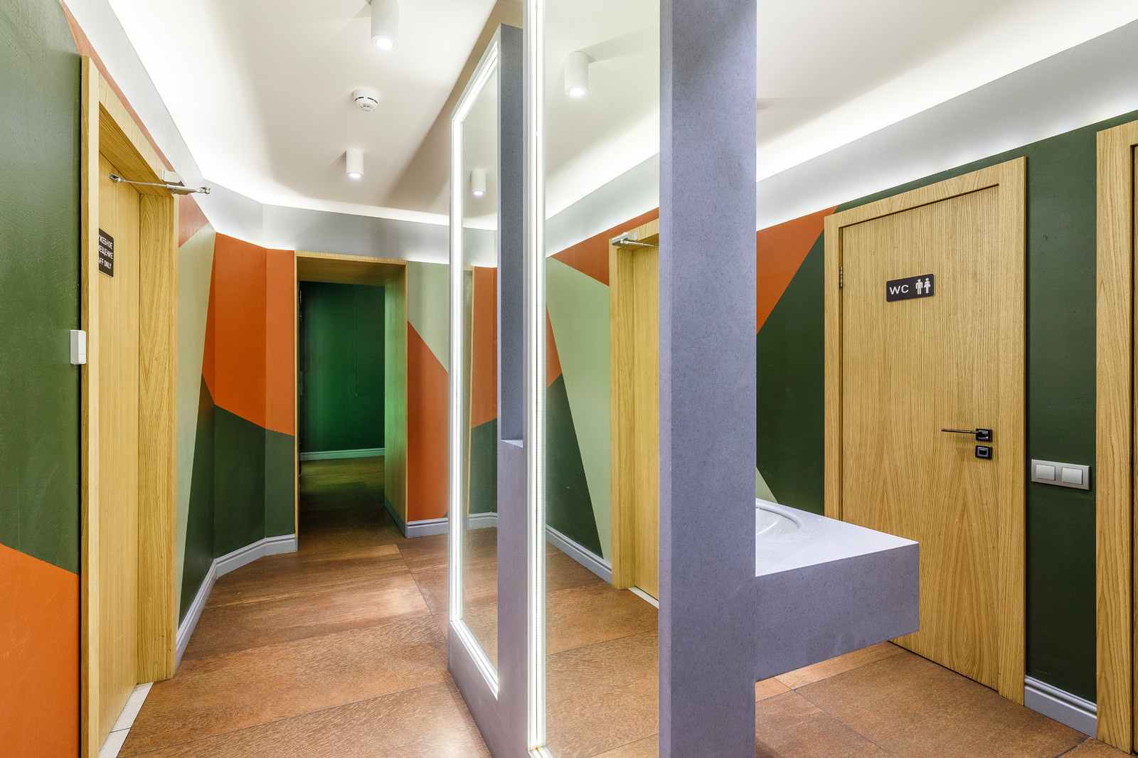 Ремонт и отделка Coffeshop Company на Маяковской