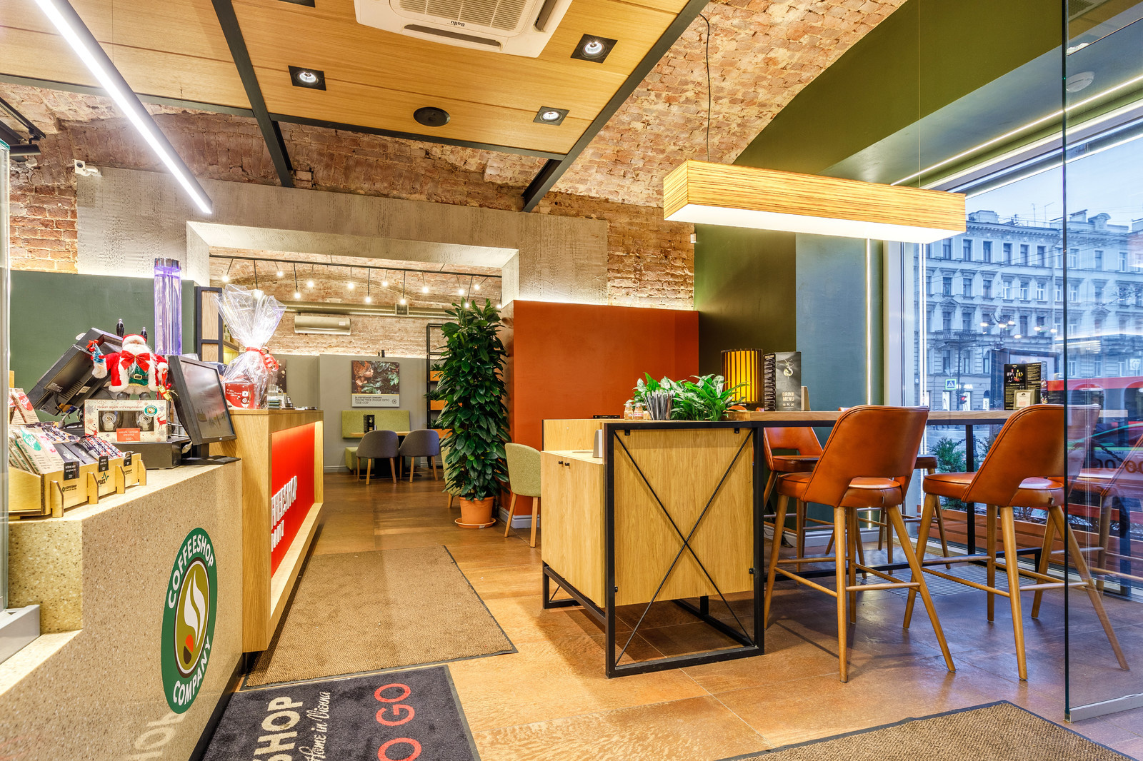 Обложка проекта: Ремонт и отделка Coffeshop Company на Маяковской