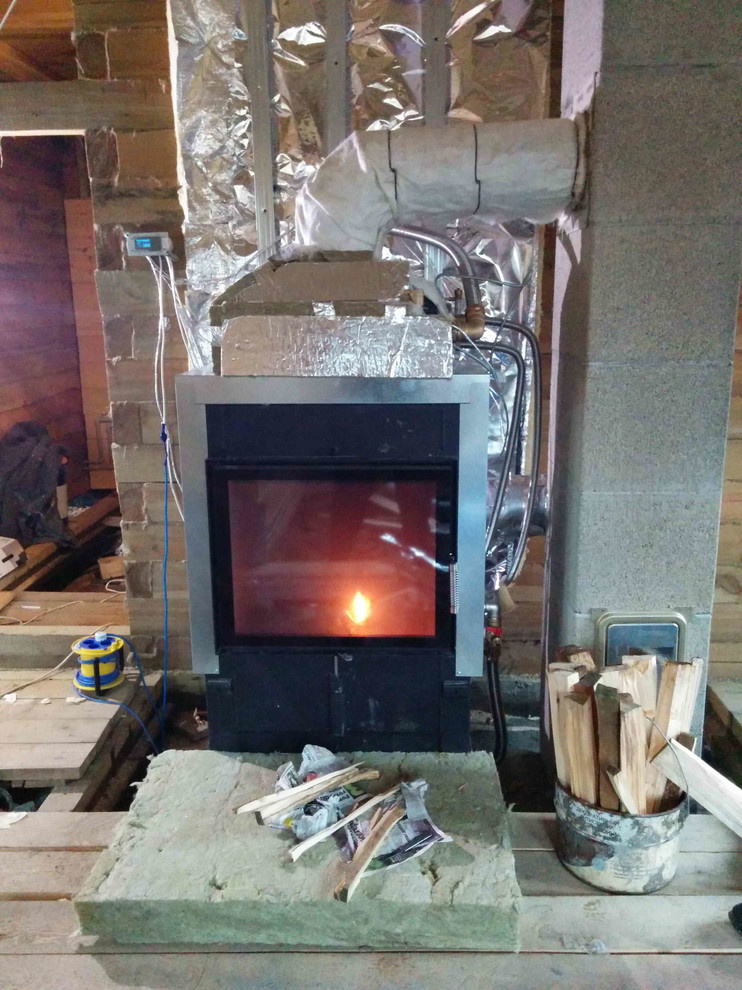 Каминная топка Hoxter c водным контуром в частном доме