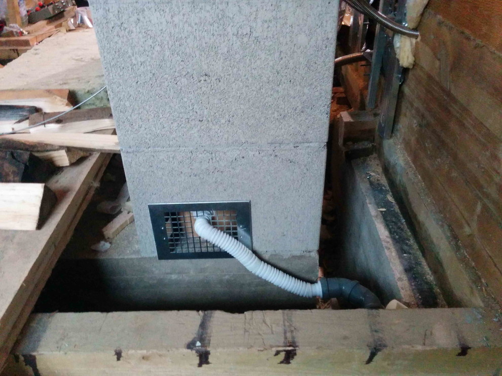 Каминная топка Hoxter c водным контуром в частном доме