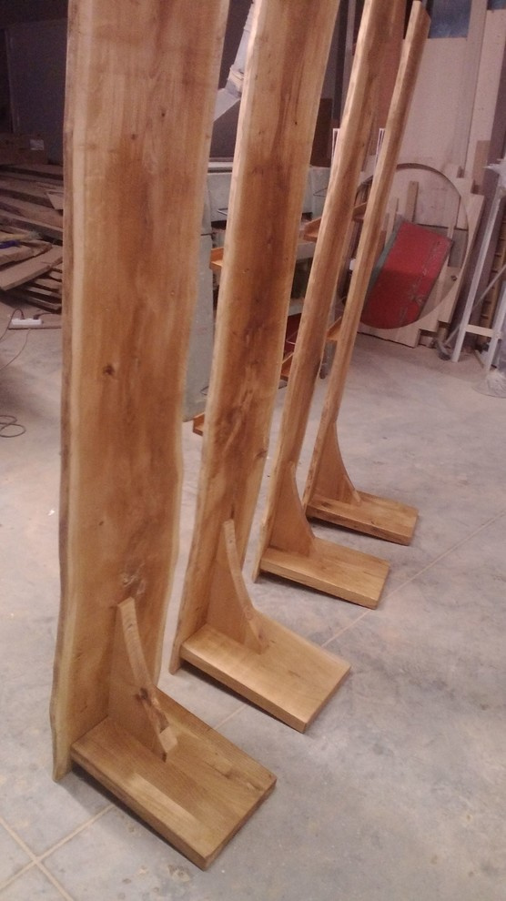 Демонстрационные  стойки для OFYR (дуб)