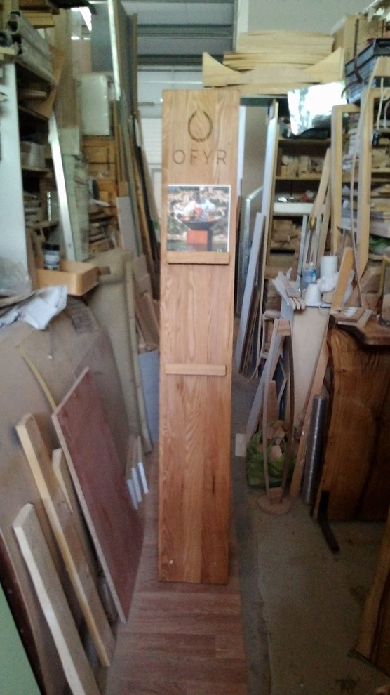 Демонстрационные  стойки для OFYR (дуб)