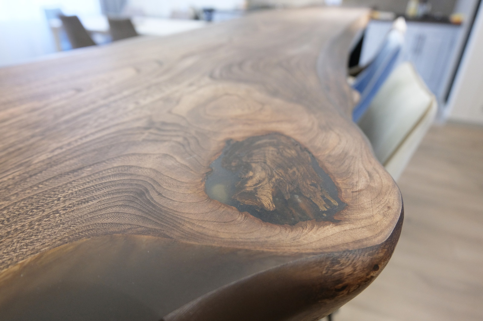 Ты одна на белом свете. Кухня в центре Нижнего Новгорода.