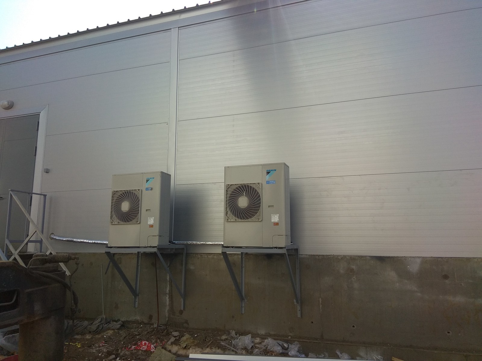 Аэропорт Шереметьево, терминал А, топливно-заправочный комплекс.