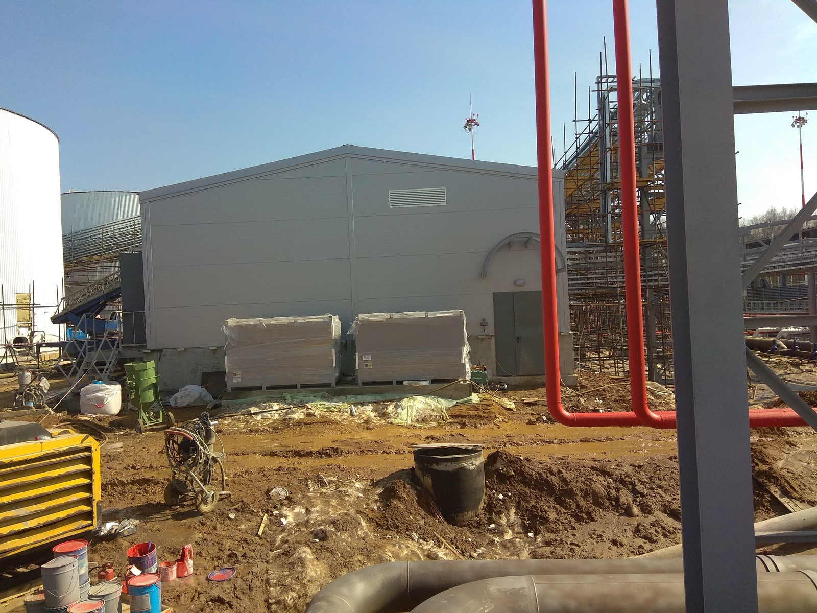 Аэропорт Шереметьево, терминал А, топливно-заправочный комплекс.