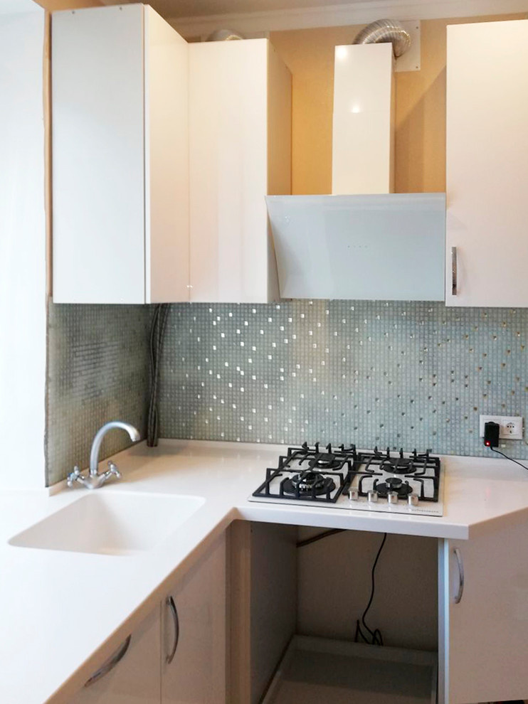 Маленькая кухня.