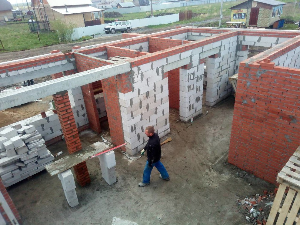 Обложка проекта: Строительство дома из газоблока на монолитной плите