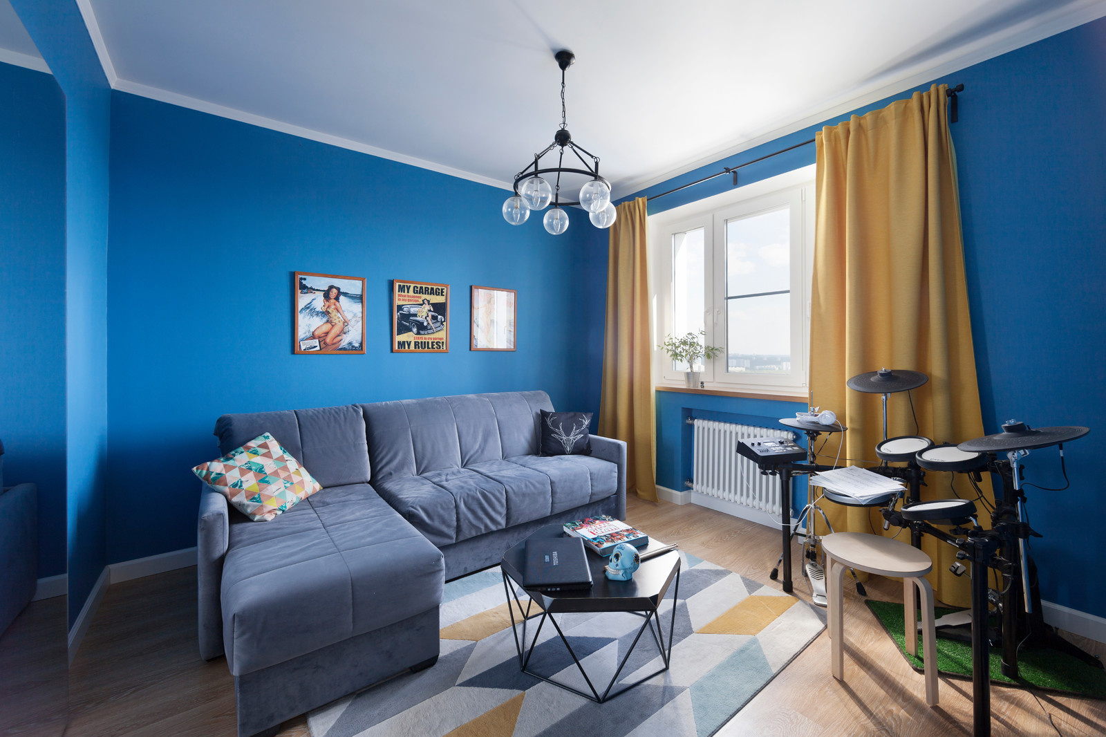 В гостях. Улица Скрябина