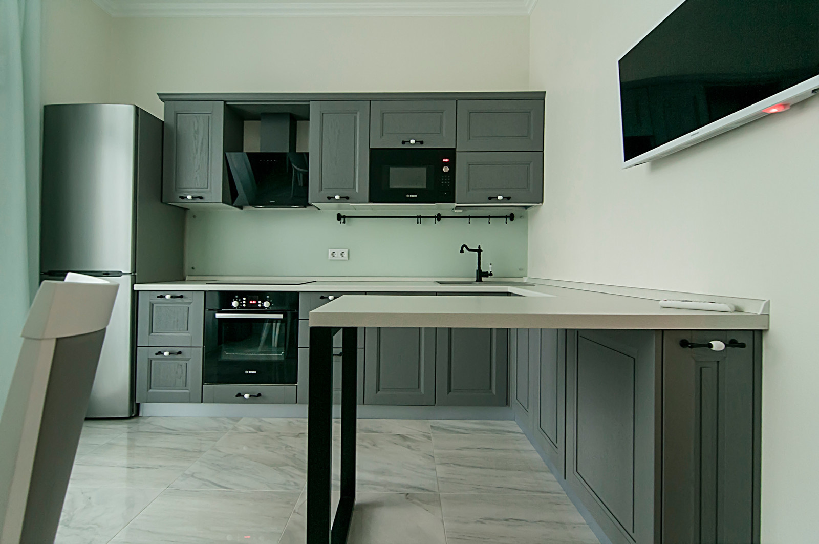 Квартира под аренду на Октябрьской набережной