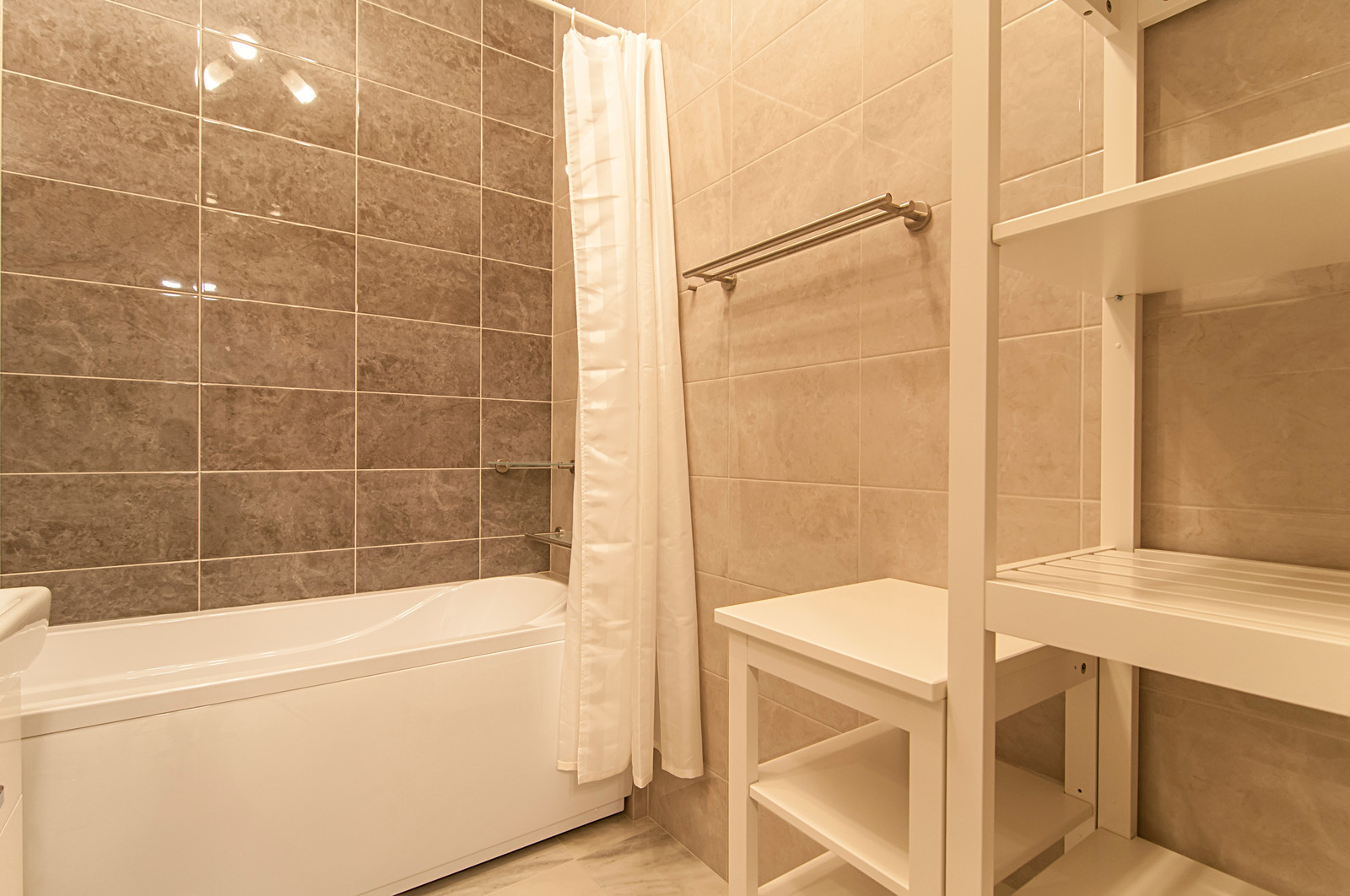 Квартира под аренду на Октябрьской набережной