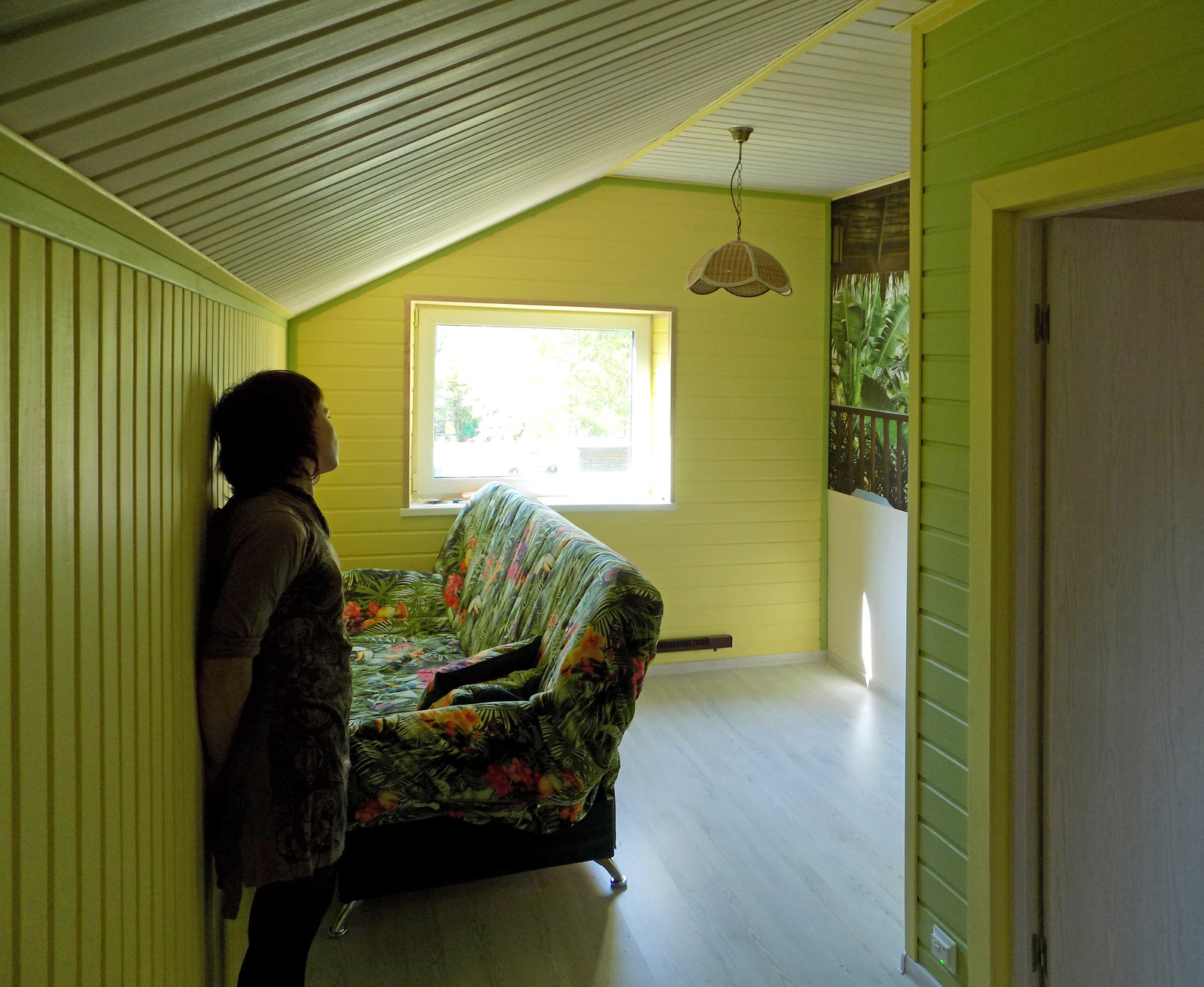 Фотообои в спальню коттедже