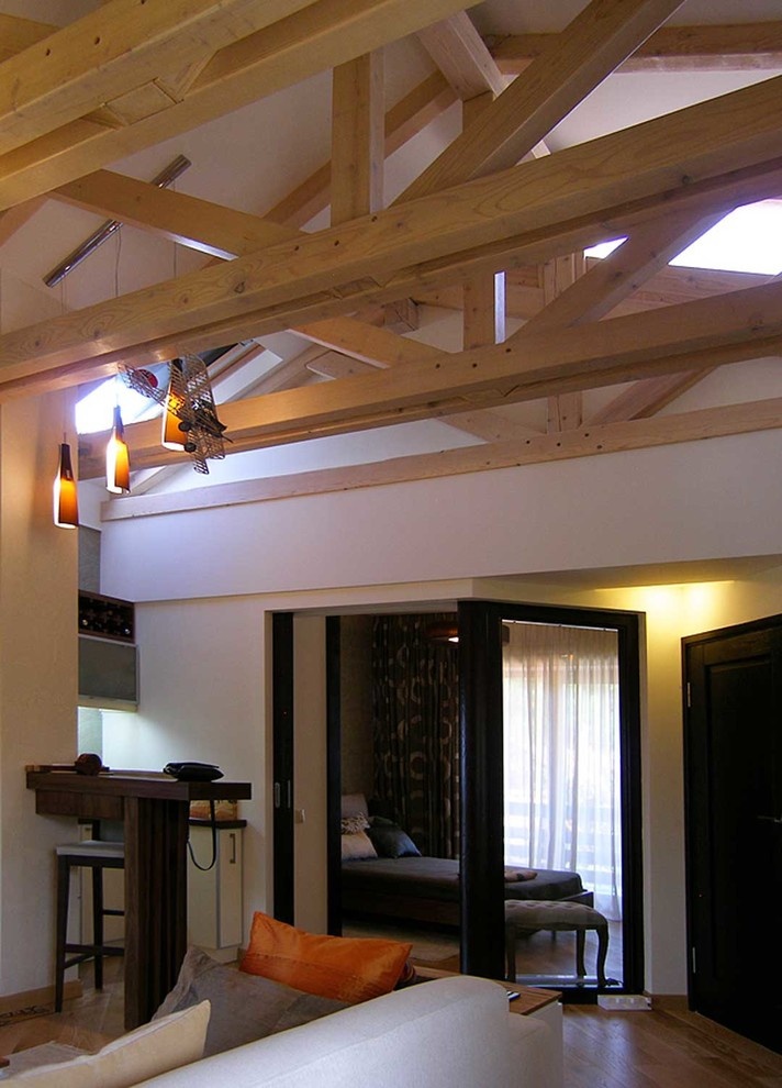 Дом с открытым потолком