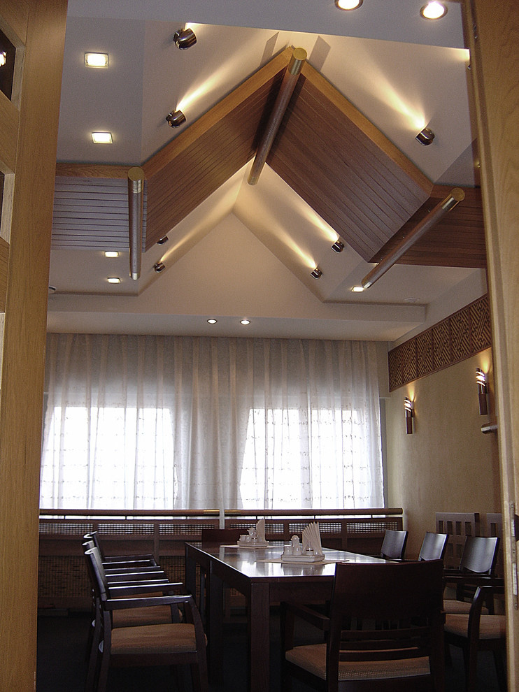 Интурист, KOREA HOUSE