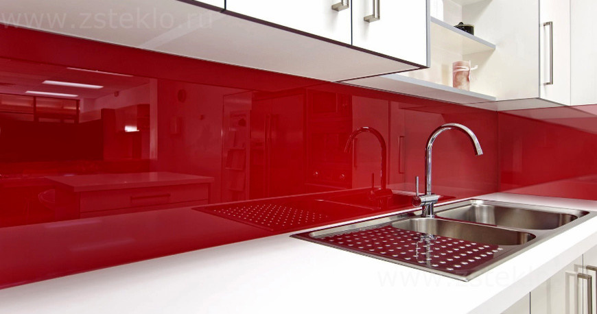 КРАСНОЕ СТЕКЛО