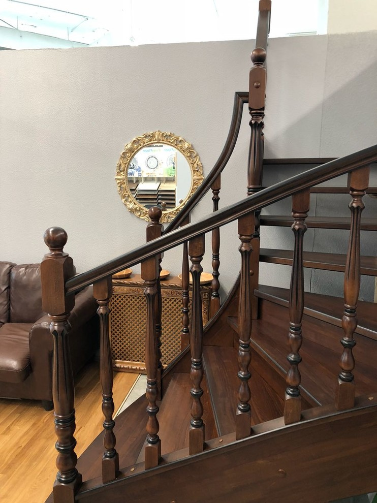 монтаж и обустройство выстовочного помещения