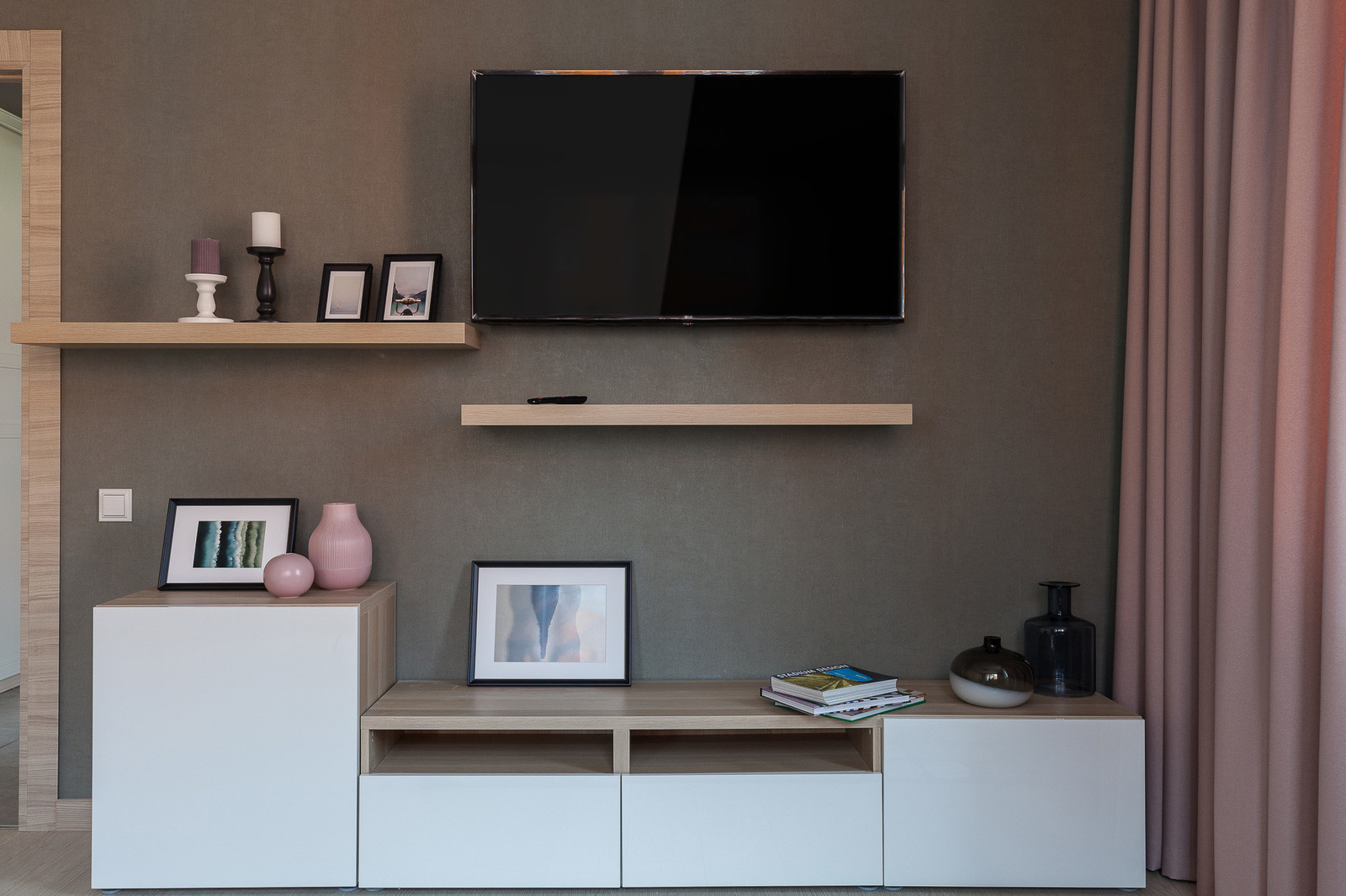 Трешка на 14-м этаже