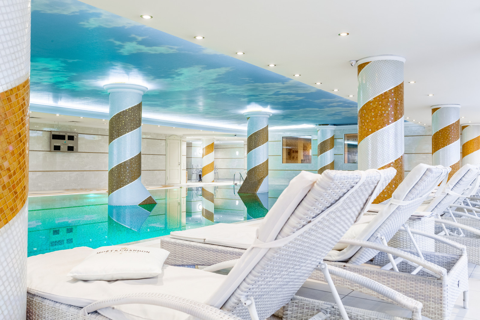 "Villa Castalia" Wellness & SPA. Бассейн.
