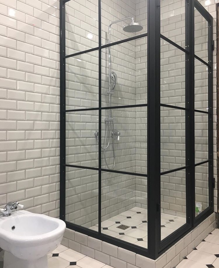 Обложка проекта: bathroom "black and white"