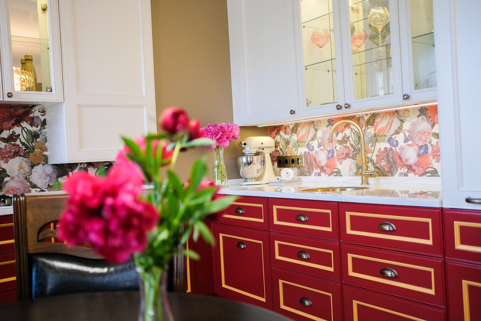 Воскрешение феникса. Кухня установлена в Казани.