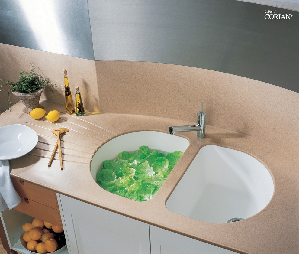 К вашим услугам