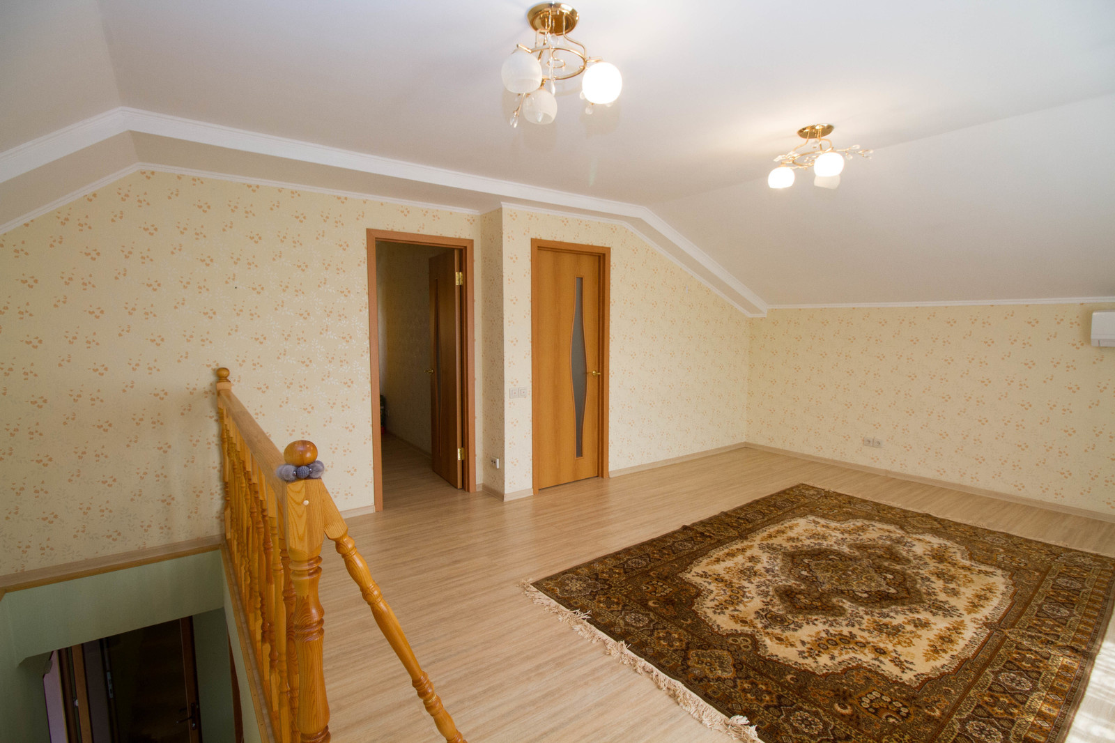 Интерьерная фотосъемка коттеджа 200 кв.м