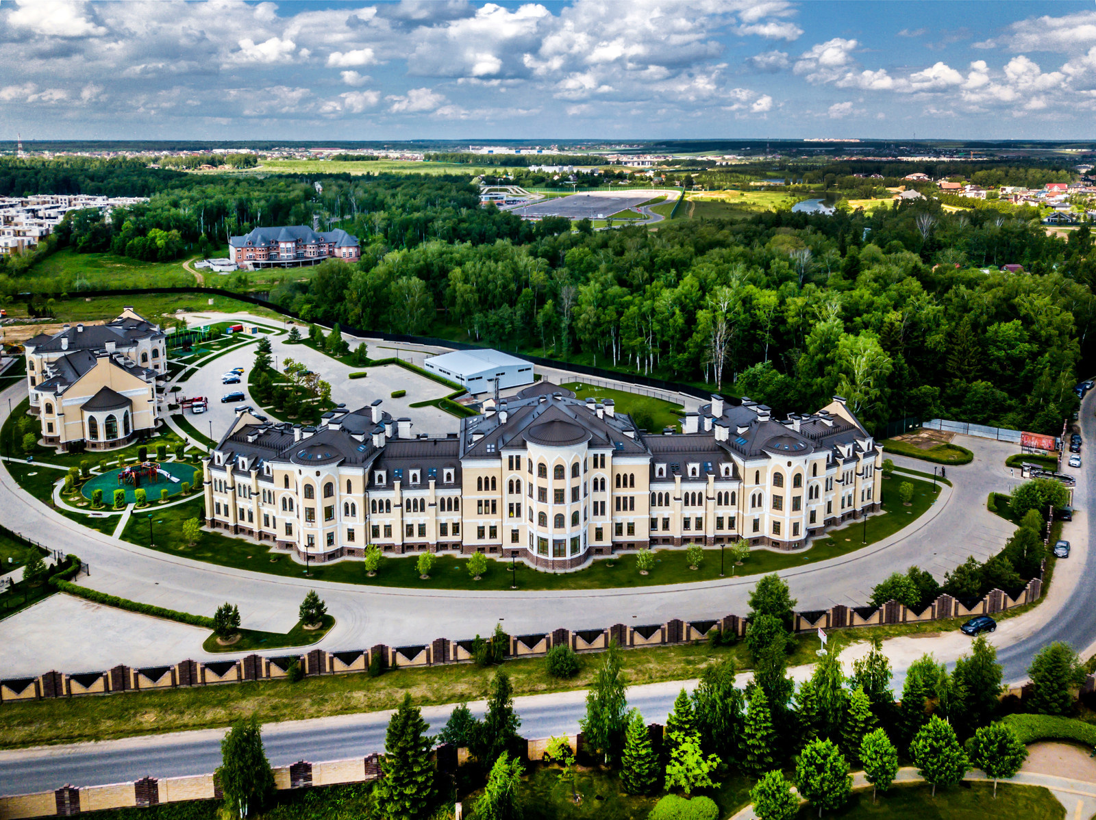 Загородная жизнь