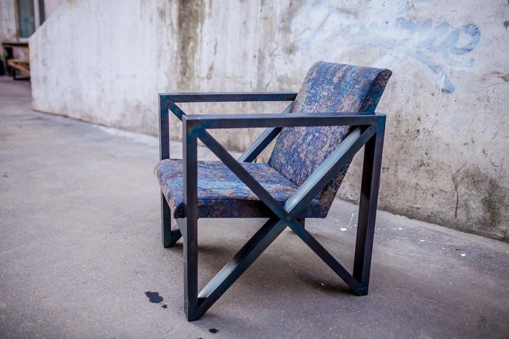 Кресло "Burnished Metal"