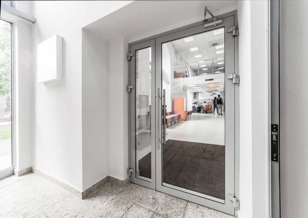 Остекление офиса Бин Банк (г. Москва, Проспект Мира)