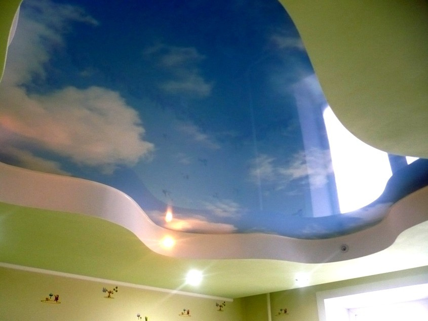 Арт печать на натяжных потолках.