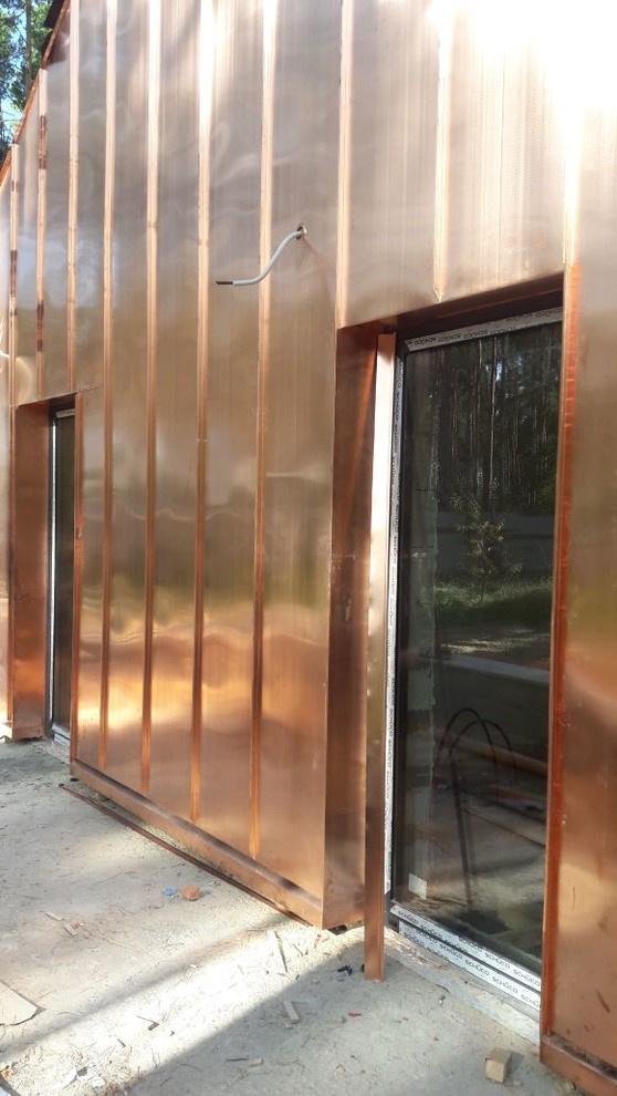 Устройство кровельных и фасадных конструкций с фальцевым медным покрытием