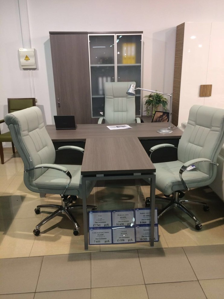 Кабинет Flash (лиственица)