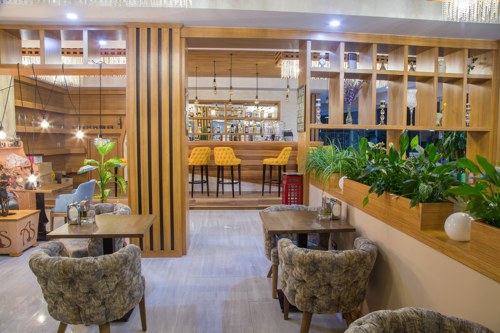 Restaurant - Retail Design