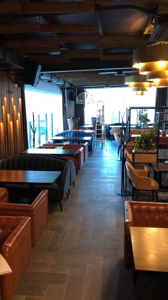 EASY Lounge
