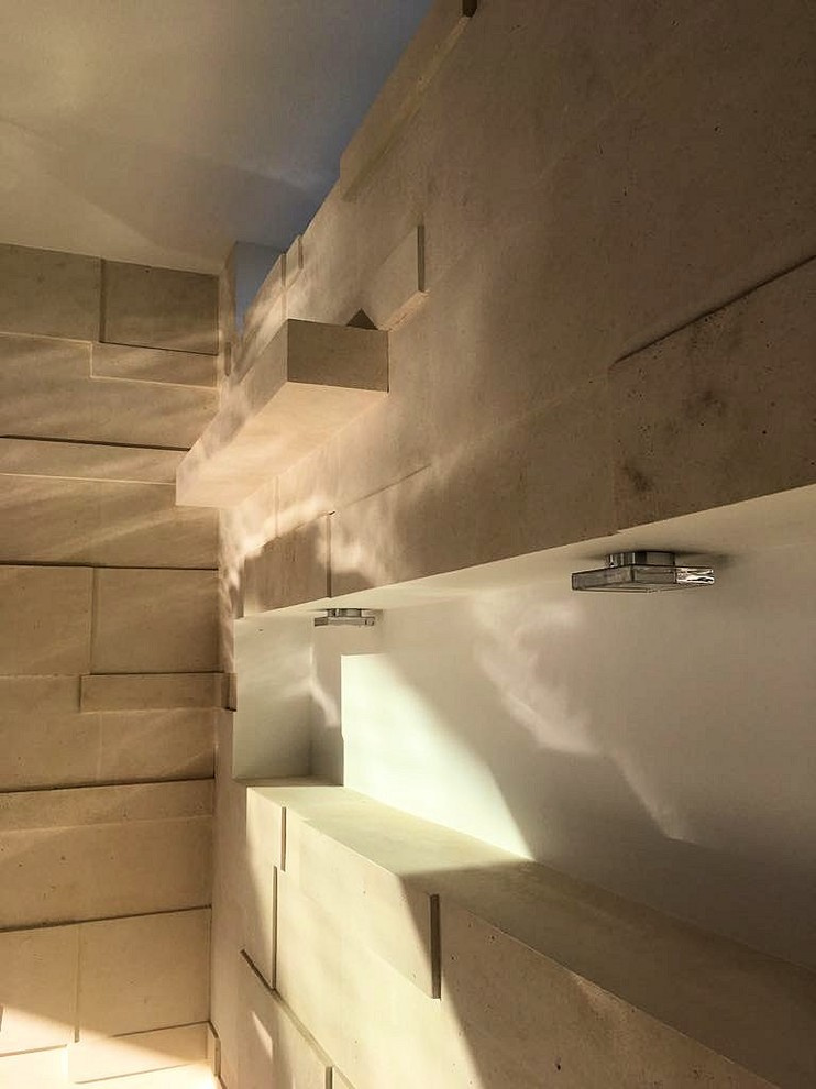 Навесы в поселке Бенилюкс