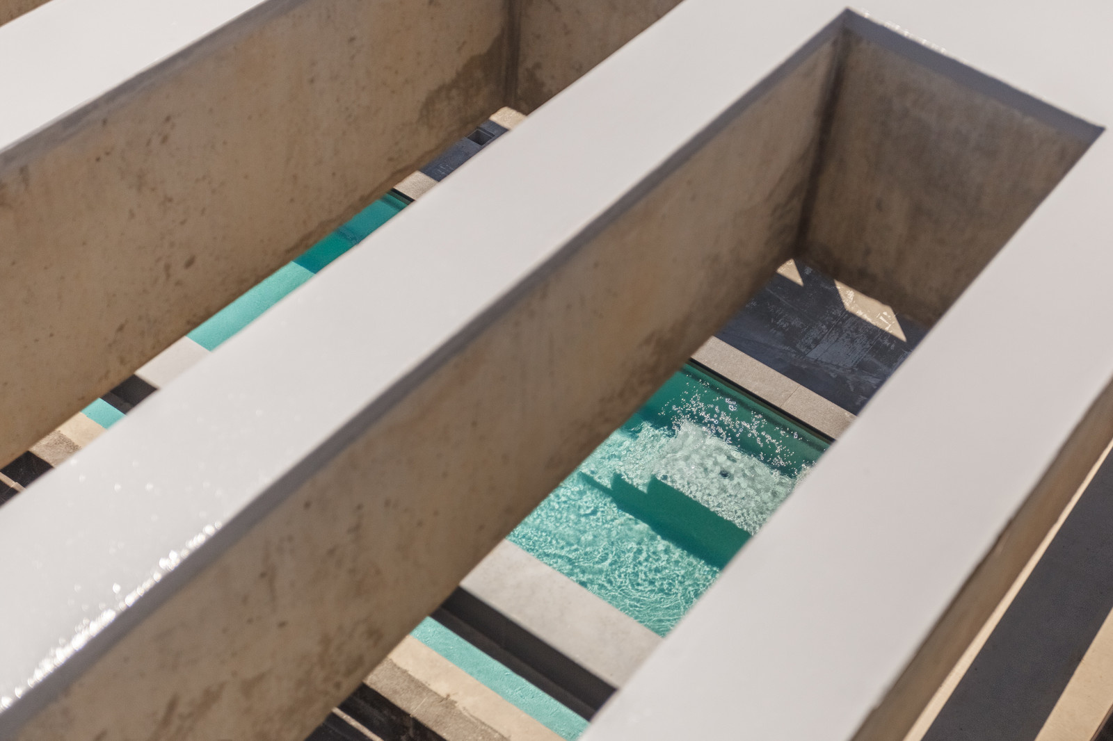 Бассейн в процессе реализации.