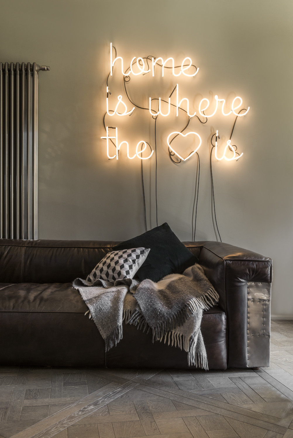 Брутальный загородный дом. Дизайнер: Светлана Дикушина