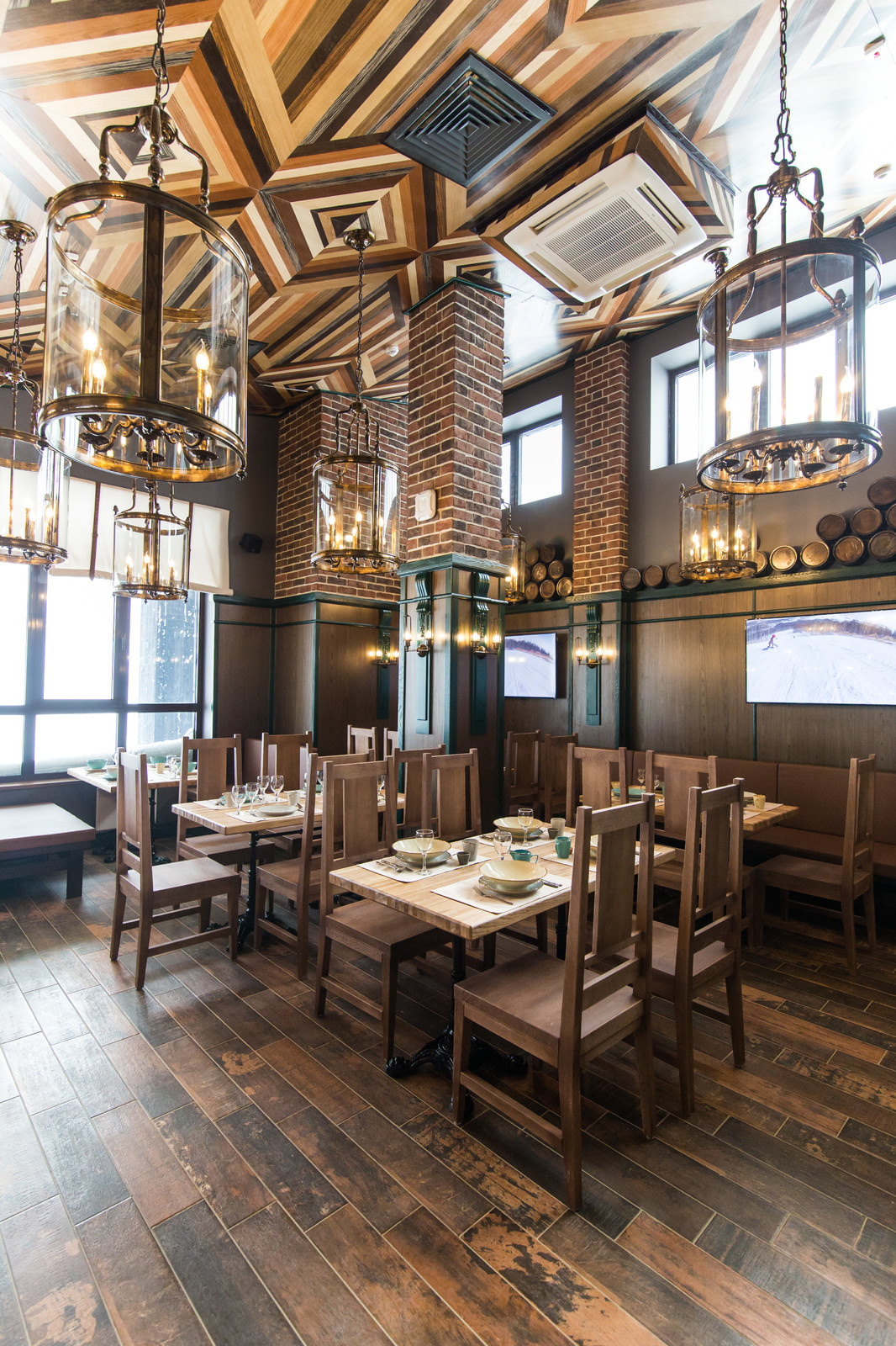 КРАСНОПОЛЯНСКОЕ ШАЛЕ