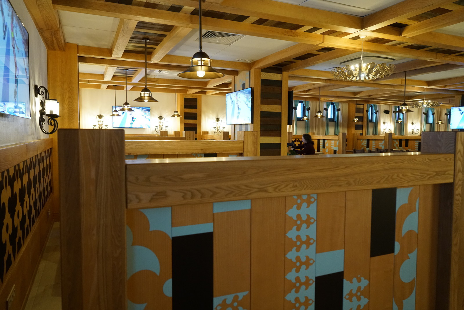 КРАСНОПОЛЯНСКОЕ ШАЛЕ