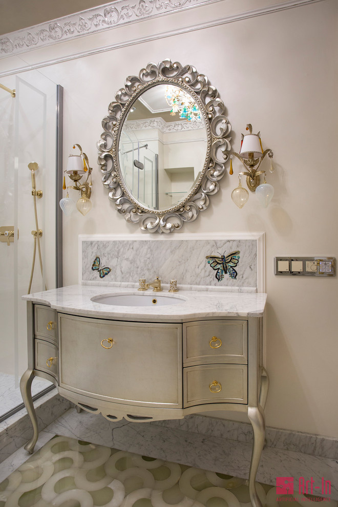 Умный дом в интерьере Рококо