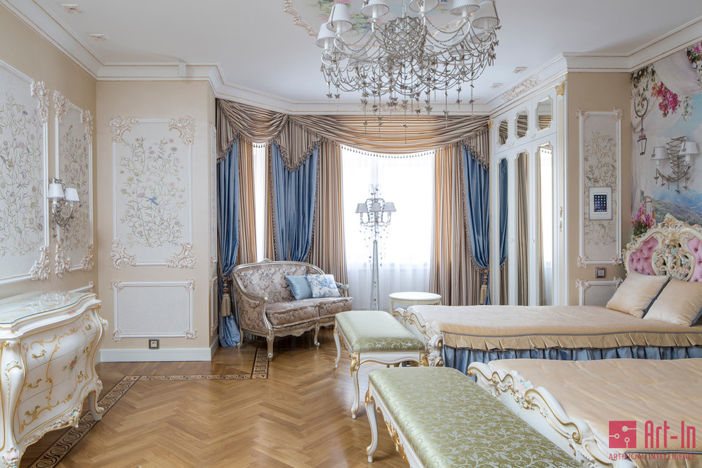 Умный дом в интерьере Рококо