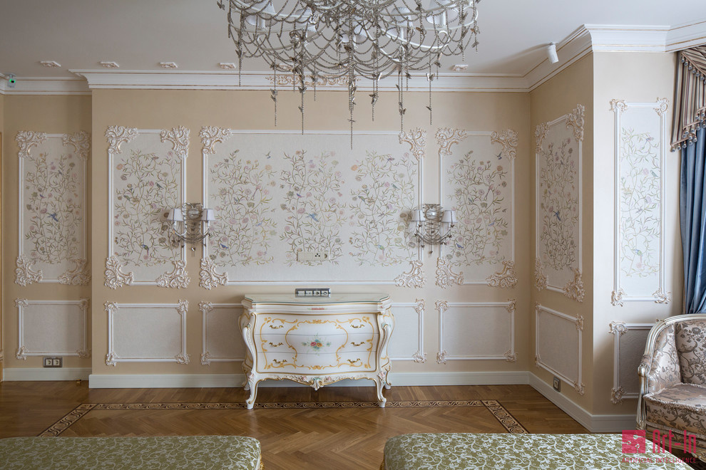 Умный дом в интерьере Рококо