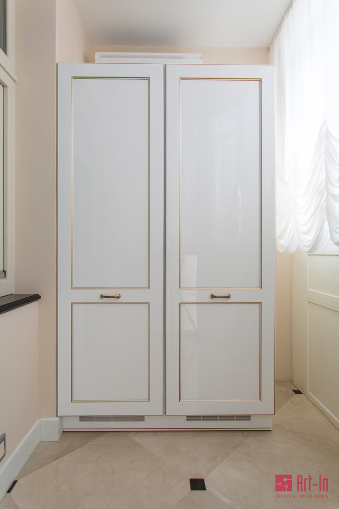 Умный дом в интерьере Рококо